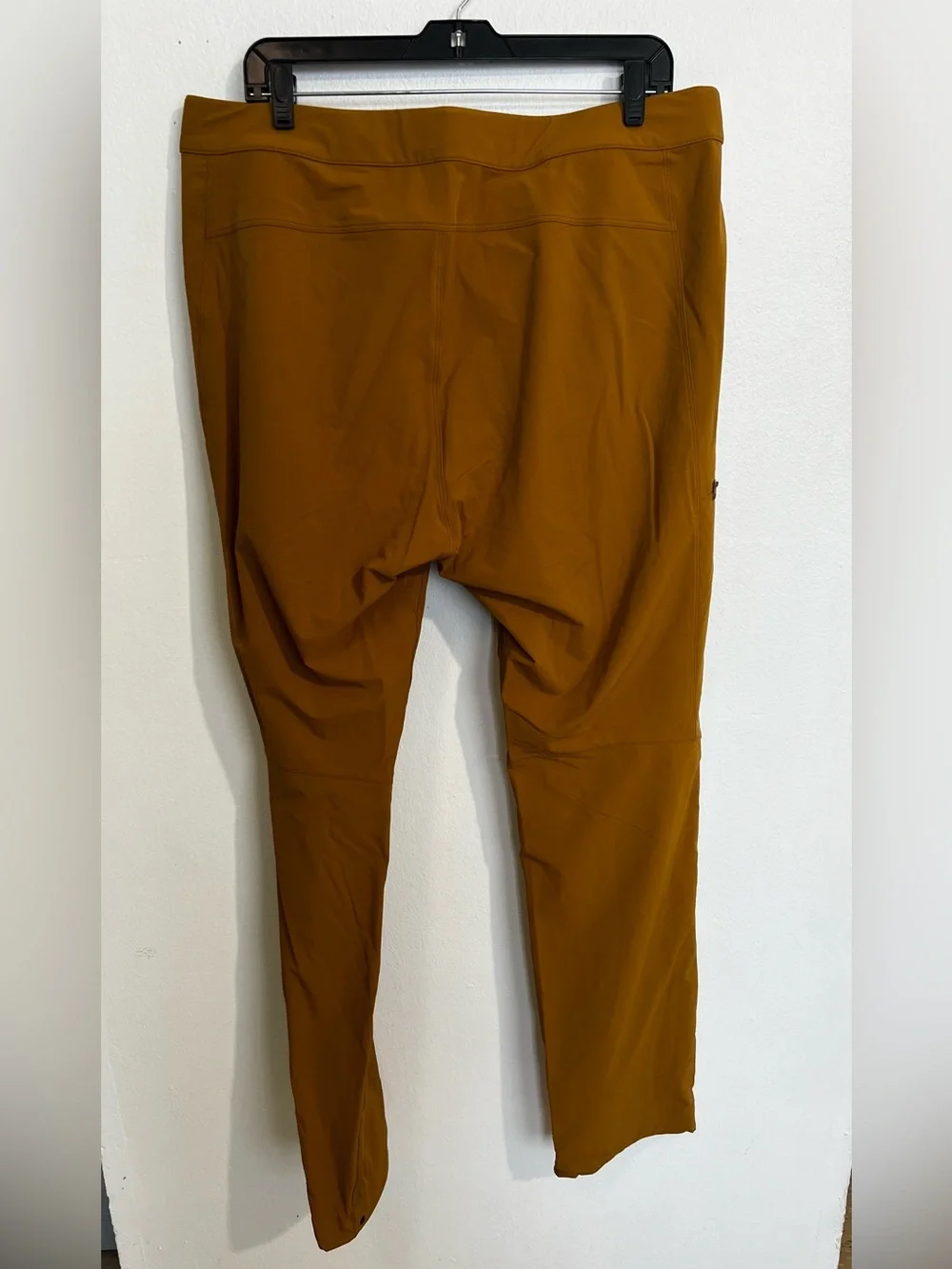 Men's Arc'teryx Technical Hiking Pants - Brown / Mustard (Size 36 Regular)